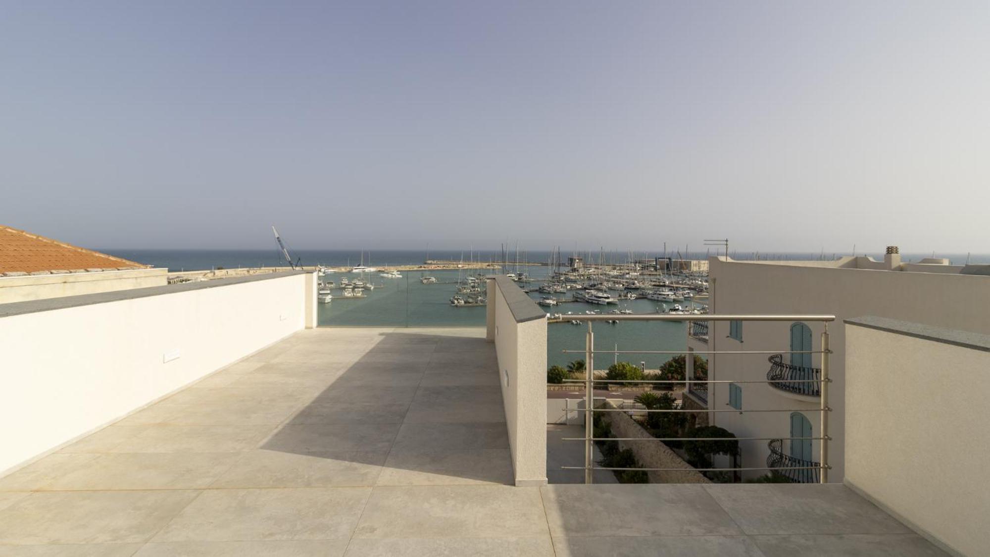 Vista Mare Apartments Marina di Ragusa Exterior photo