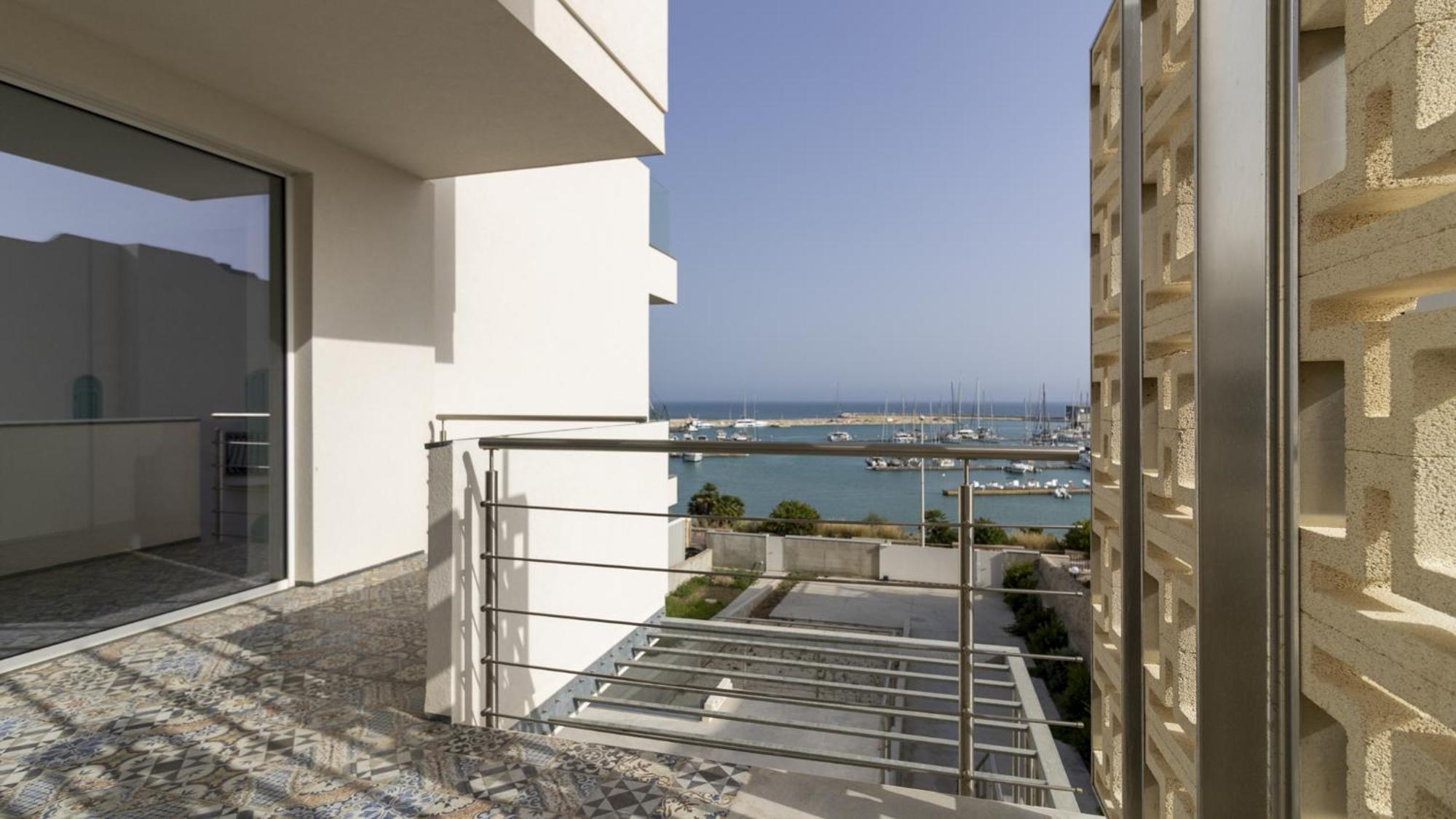 Vista Mare Apartments Marina di Ragusa Exterior photo